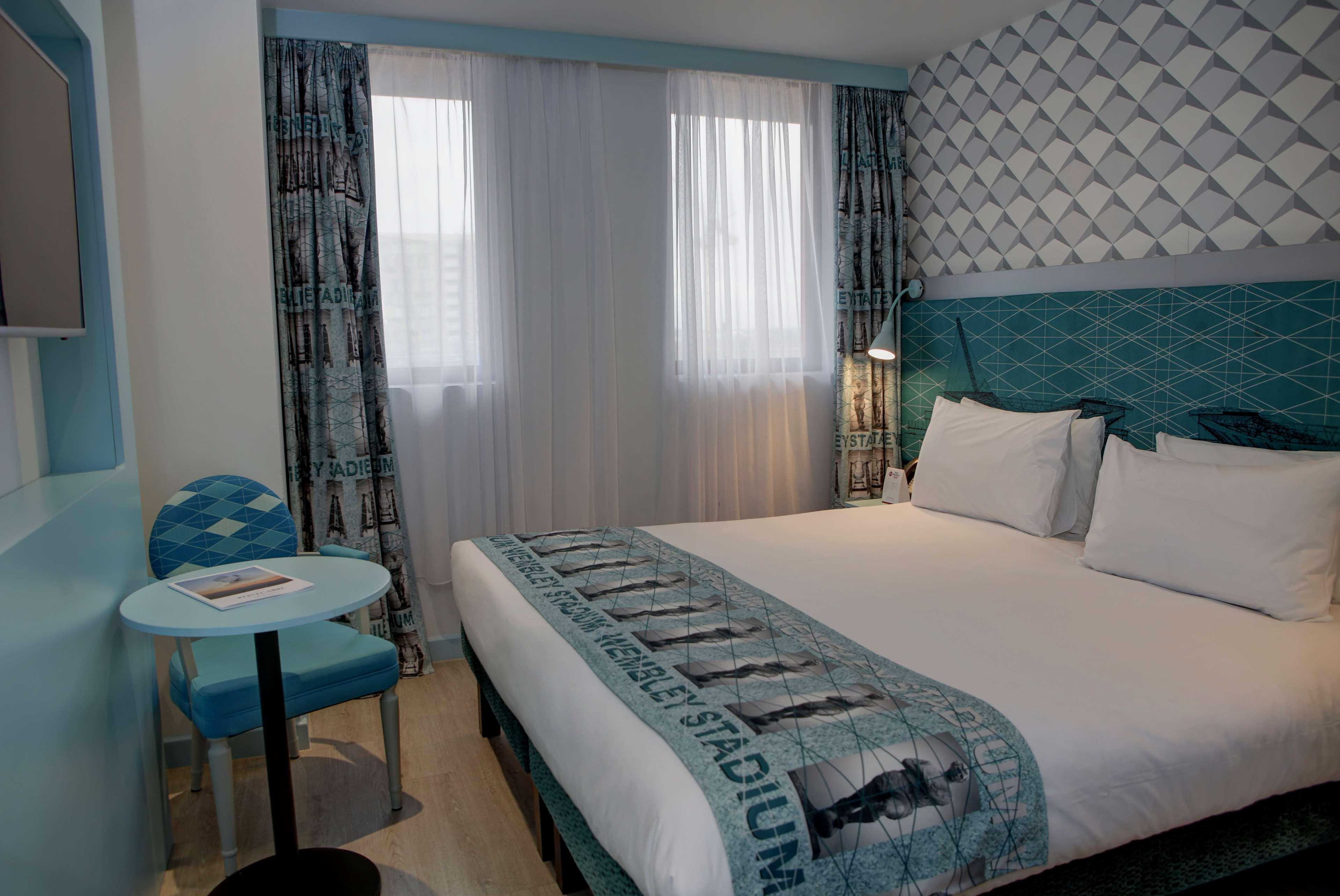 Best Western Plus Woodstock Inn&Suites Extérieur photo