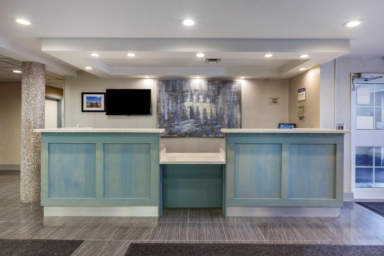 Best Western Plus Woodstock Inn&Suites Extérieur photo
