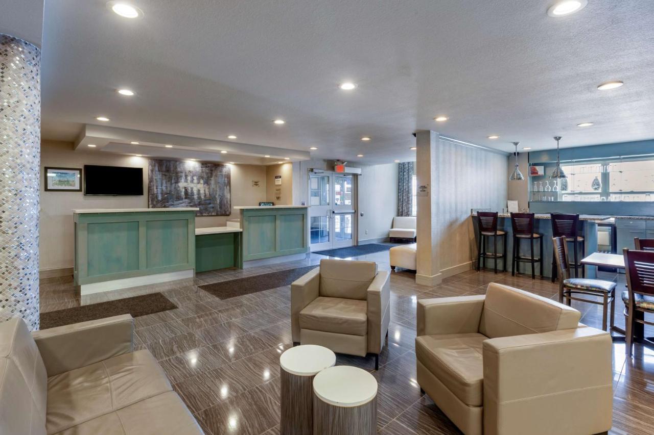 Best Western Plus Woodstock Inn&Suites Extérieur photo